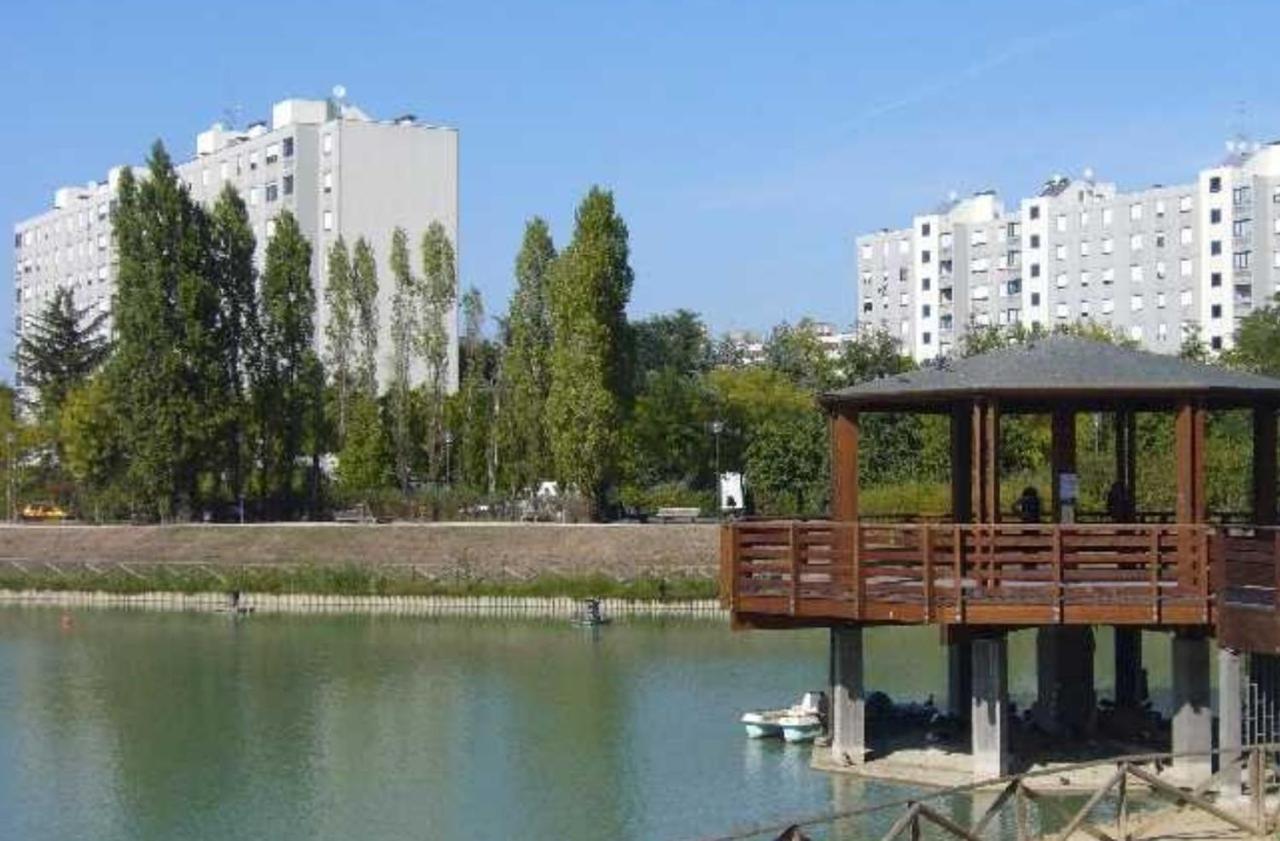 Bologna Vista Parco Apartment 2 Letti Matrimoniali Екстериор снимка